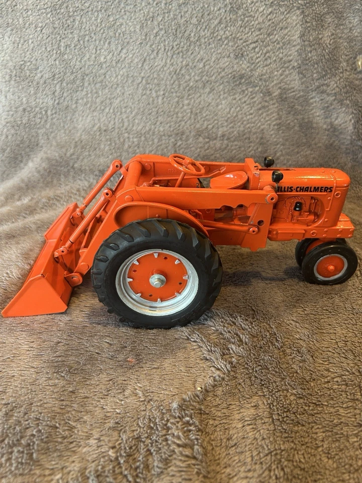 Ertl Allis Chalmers WD45 w/ Custom Rear Loader 1/16 Diecast Farm Tractor Replica - Image 1 of 4