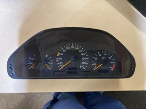 Strumentazione Mercedes W202 2025401648 - Foto 1 di 4