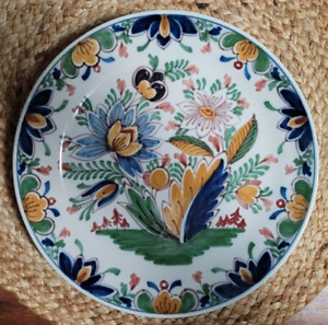 Royal Tichelaar Makkum polychrome plate Floral motif