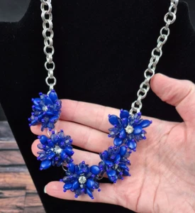 Vintage Lucite Blume Cluster Halskette blau Kristall silberfarben 17-19" Cottagecore - Bild 1 von 14