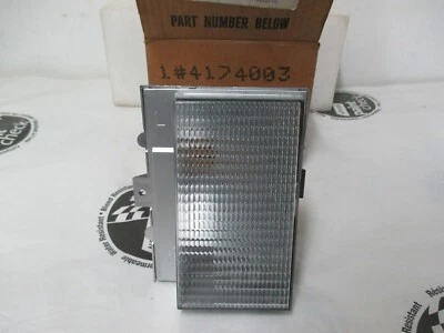 Mopar NOS 81-84 Plymouth Reliant 道奇白羊座 LH 公园/T/信号灯 Assy 4174003 — 第 1/4 张图片