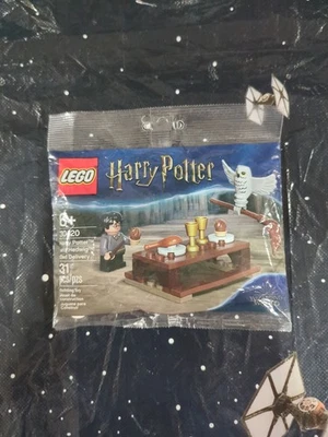 LEGO Harry Potter Hedwig Owl Delivery 30420. New, Sealed in Bag. Retired. 2020. - Image 1 of 2