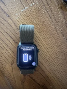 Apple Watch Series 7 45mm Green Aluminum GPS - Photo 1 sur 2