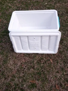 Vintage 1990s Aqua Blue Legend 24 Can Cooler - Picture 1 of 7