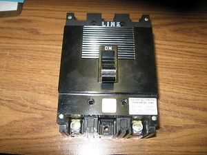 999220 SQUARE D CIRCUIT BREAKER NEW OLD STOCK - Picture 1 of 3