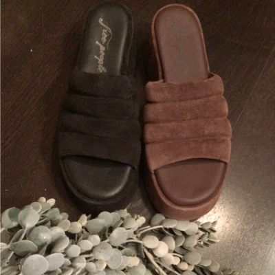 ¡NUEVO! Plataformas de gamuza Free People desiguales Foto 1 de 4