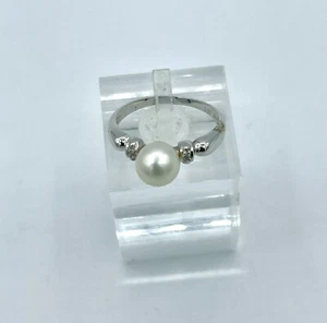 MASSIVER  Weissgold Ring 585/- 14 crt mit Akoja Zuchtperle und zwei Brillanten - Imagen 1 de 3