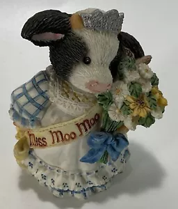 1994 BELLEZZA BOVINA Statuetta Mucca Miss Moo Moo Resina stravagante Mary's Moo Moos - Foto 1 di 5