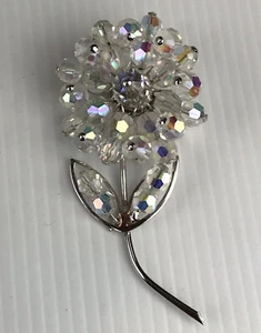 Vintage pin Brooche  - Picture 1 of 9
