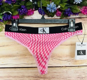 Calvin Klein Women’s Pink Check Plaid Logo Modern Cotton Thong Underwear M NWT - Picture 1 of 7