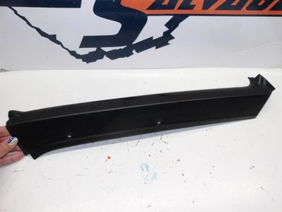 03 04 05 06 07 Hummer H2 Right Windshield A Pillar Trim Panel Black Fascia - Image 1 of 4