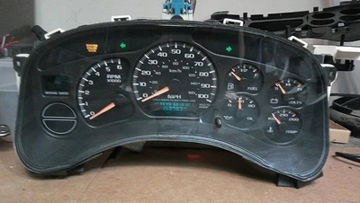 99 00 01 02 GMC Yukon Speedometer Instrument Cluster 150K Miles 15055362 - Image 1 of 4