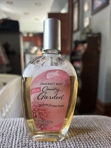 Glade Country Garden Fragrant Mist Home Perfume 100ml Bottle - Picture 1 of 3