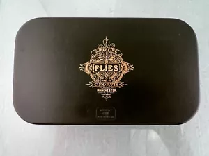 Vintage C.F. ORVIS WHEATLY SUPERFINE MIT 29 FLIEGEN GRÜN METALL FLIEGENFISCHEN - Bild 1 von 18
