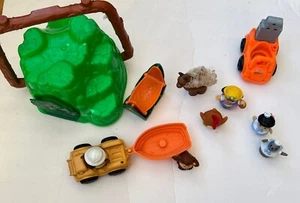 Vintage Fisher Price 1997 Little People Safari Mountain Playset jeep barca misto - Foto 1 di 7