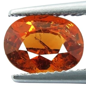 Granate espessartina color bermellón corte ovalado Bonny 2,10 quilates extraído en Namibia - Imagen 1 de 8