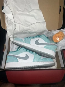 Size 6Y - Air Jordan 1 Low New Emerald Turbo GS DO8244-301 - Picture 1 of 8