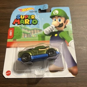 2021 New Sealed Super Mario Luigi Hot Wheels Character Cars - Picture 1 of 2