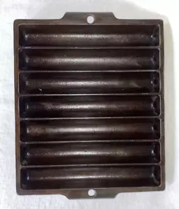 Griswold Cast Iron No. 21 Corn Bread Pan 961 Rare - Picture 1 of 4
