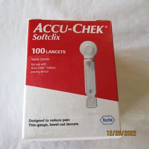 Accu-Chek Softclix 100 Lanzetten BOX mit 100 EXP 01/2028 - Bild 1 von 3