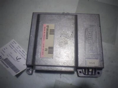 Módulo de control del motor 87 Jeep Cherokee 53005026 Foto 1 de 4