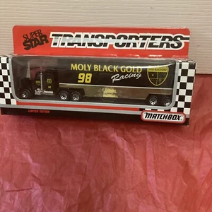 Matchbox 1992 Super Star Transporter Molly Black Gold Racing Nascar - Foto 1 di 10