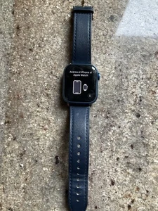 Apple Watch Series 7 41mm Blue Aluminum Case Abyss Blue Sport Band - (MKHC3LL/A) - Photo 1 sur 3