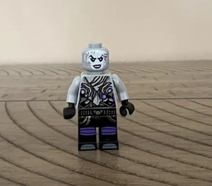 LEGO Ninjago Ultra Violet Minifigure 70641 - Picture 1 of 5