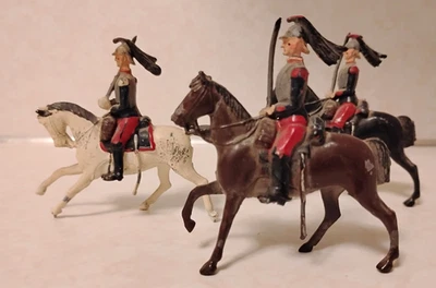 GRAN Bretaña no. 138 - Juego de 3 caballos soldados de juguete L’Armee Francais Foto 1 de 4