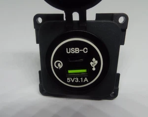 CBE C-line Caravan Motorhome 12v QC3.1 and USB-C Charger Socket - Picture 1 of 1