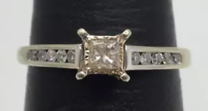 (MA1) 10k White Gold Diamond 0.23TCW Size 8.75 Solitaire Engagement Ring - 1.9g - Picture 1 of 10