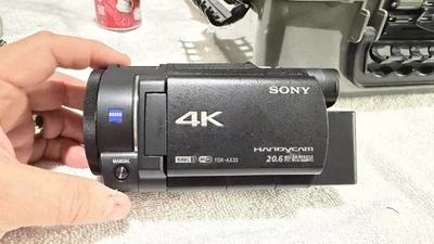 Sony FDR AX33 Handycam Camcorder 4K Ultra HD Great Bundle w/Case - Image 1 of 4