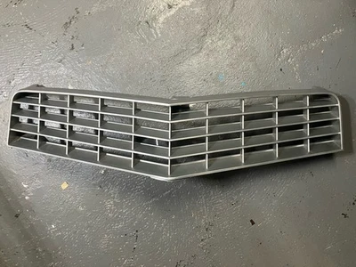 74-77 Chevrolet Camaro Silver Grille NOS - Image 1 of 4