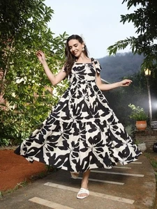 Women Floral Printed Pure Cotton Empire Maxi Dress Indo Western Fusion Dress - Picture 1 of 8