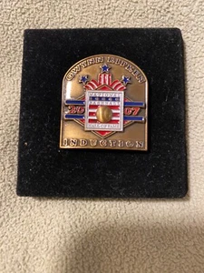 2007 BASEBALL HALL OF FAME INDUCTION Enamel Pin W/ GWYENN - RIPKIN VG ! - Picture 1 of 3