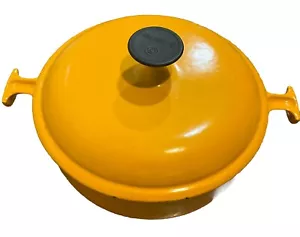 Le Creuset Yellow la Mama Enzo Mari #26 Vintage Cast Iron Casserole France - Picture 1 of 13
