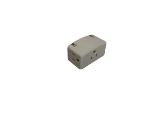 Full Protection Surge Suppressor 3-Outlet Wall-Mount Surge Protector 300 joules - Picture 1 of 5