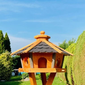 Casa de alimento para pájaros DARLUX L hexagonal madera casa para pájaros punto de alimentación marrón/negro - Imagen 1 de 6