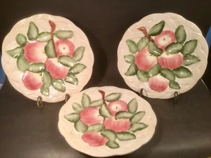Set of 3 Vintage Italian Ceramic Plates Apples on Basket Weave - Picture 1 of 7
