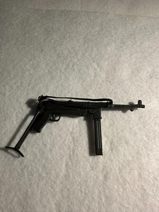 1:6 Scale WWII German MP40 for 12" Figures - Picture 1 of 10