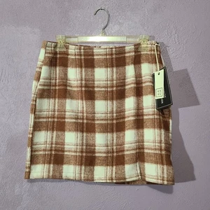 HAVE Los Angeles Fuzzy Soft Plaid Fall Mini Skirt NWT Women's M - Picture 1 of 9