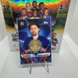 Topps Match Attax 2025/26 - Maquinhos PSG Card UCL Medal Winner Relic - Picture 1 of 1