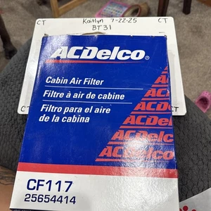 Genuine GM 25654414 Air Filter Assembly - Picture 1 of 1