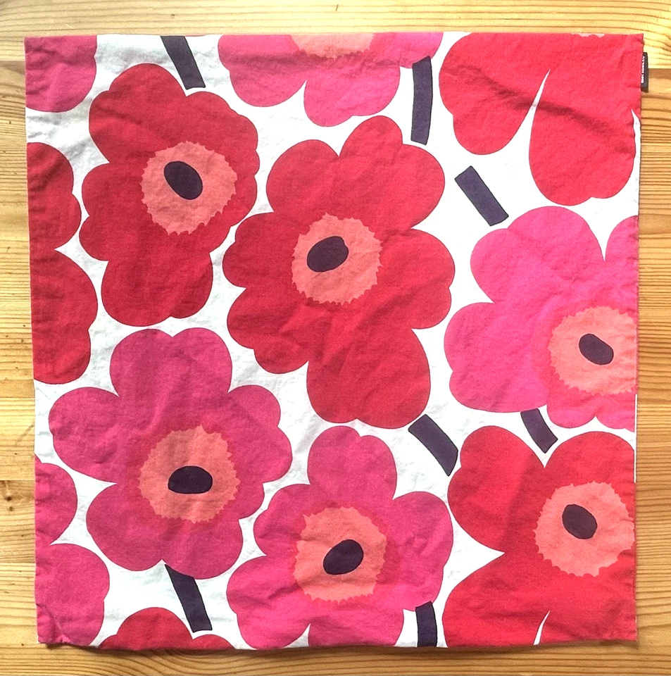 Funda Almohada Marimekko Rosa Rojo Unikko 19" Foto 1 de 4