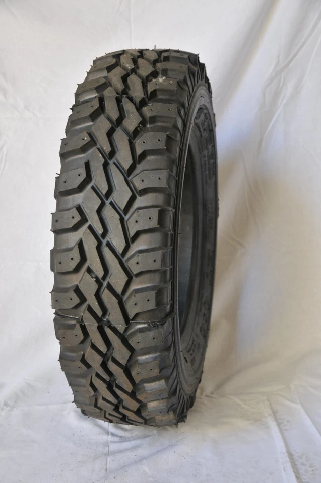235/85 R16 120T RETREAD M+S GOMME Pneumatici PNEUS OVADA Extra Trak Offroad 4X4 - Immagine 1 di 1