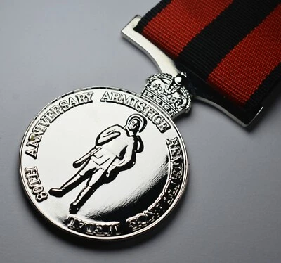 80th Anniversary Armistice Remembrance Medal. Full Size Replica. ANZAC. Silver - Image 1 of 4