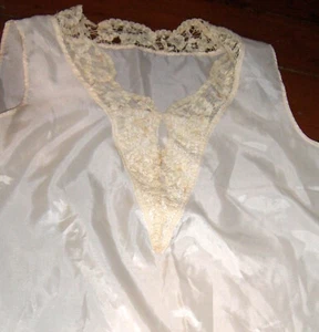  Vintage Blouse medium  ecru 1950's lace sleeveless Handmade - Picture 1 of 7