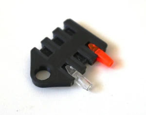 Archery Arrow Nock Holder Bank in Black. Holds 6 Small Groove Nocks like Easton - Picture 1 of 1