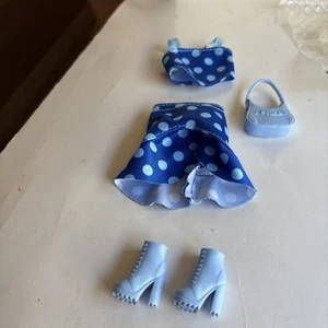 Barbie Fashionista 242 Conjunto Para Muñeca Diabética Top Falda Bolso Botas - Imagen 1 de 9