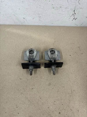 Juego de bloques ajustadores de cadena de eje trasero Kawasaki Ninja 300 13-17 OEM #0059 Foto 1 de 3